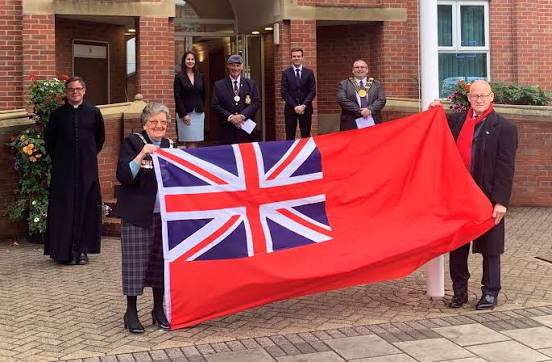 Головний символ Дня торгового флоту — Red Ensign, або Червоний прапор