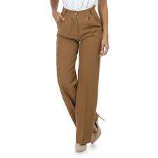 Elle s'associe aussi bien avec des coloris foncés comme le noir. Pantalon Palazzo Camel Fluide