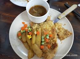 In 2014, pizza hut restaurants around the world partnered with the world food programme to raise more than $3.8 million and provided more than 15 million meals to children in need. Alor Gajah Ngoh Juan Yong Hainanese Kopitiam I Blog