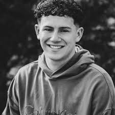 TOP 10 BEST Photographers near Tunkhannock, PA