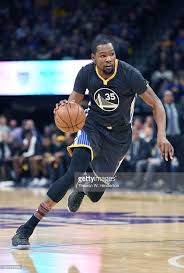Kevin Durant Of The Golden State Warriors Drives Towards The Basket Kevin Durant Nba Kevin Durant Kevin Durant Basketball