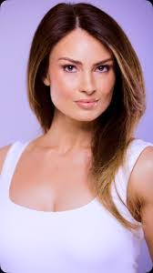 Katrina Stapleton's Instagram, Twitter & Facebook