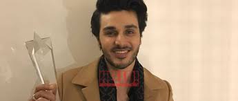 Ahsan Khan Wins Best Actor Award at the Pakistan Achievement Awards  International 2016