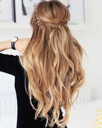Dirndl Frisuren Halboffen 2018 Dirndl Frisuren Halboffen Dirndl Frisuren Frisuren Halboffen