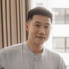 John Hùng Trần và hành trình làm cha tuyệt diệu: Tính đẻ một nhưng vợ sinh  ba, bây giờ làm gì cũng không vui bằng chơi với con