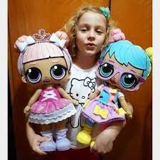 Los juguetes sorpresa muñecas lol pueden llorar, hacer pipi, cambiar de color o escupir. Moldes De Munecas Lol Grandes Para Imprimir Munecas Lol Juguetes De Fieltro Munecas Hechas A Mano