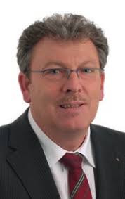 Gemeindezeitung mit Pfarreiblatt November 2013