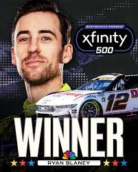 martinsville nascar race