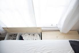 賃貸ok カラーボックスを使って収納兼ベンチのベンチチェストをdiy diyレシピ インテリア 収納 ベッド 拡張 プレイテーブル