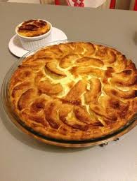 Tarte Moelleuse Aux Pommes Sans Pate Recette En 2020 Moelleux Aux Pommes Tarte Aux Pommes Facile Tarte Sans Pate