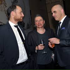 Alain berset will be the youngest swiss president in a century. Dreikonigsabend Der Uberraschungsgast Bringt Einen Uberraschungsgast Landwehr