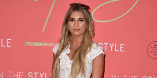 Sammy, 24, is a former stockbroker hailing from essex, which is where reality tv star dani also grew up. Dani Dyer Is Expecting A Baby With Boyfriend Sammy Kimmence Www 98fm Com