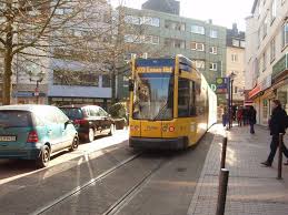1531 Der Ruhrbahn Als 103 Essen Dellwig Wertstr Essen Hbf In Essen Germaniaplatz Bahnsteigbilder Startbilder De