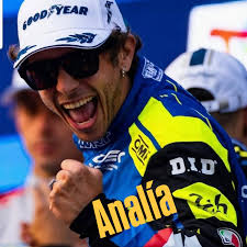 Hoy cerramos una etapa muy bonita. Después del gran fin de semana que  veníamos haciendo, hoy solo tenía que salir a pista a disfrutar… pero las  cosas no siempre salen como uno