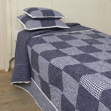 Preise vergleichen und bequem online bestellen! Tagesdecke Noa Blau 230x260 Cm Blau Weiss Karo Plaid Sofauberwurf Tagesdecken Sofauberwurfe Decken Zauberhafter Landhausstil