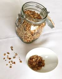 Ich Esse Richtig Gerne Knusper Musli Entweder Als Topping Fur Mein Porridge Oder Auch Zu Joghurt Milch Oder Einfac Lebensmittel Essen Aprikosen Knusper Musli