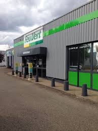 Toutes les marques de pneus, équipement, gps, batteries, révision, vidange, et entretien. Feu Vert A Genay