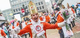 Dieses jahr ist ostern ( 21.4.) relativ spät, entsprechend ist auch rosenmontag relativ… ich wollte fragen wann fasching gefeiert wird. Wann Ist Karneval 2022 2023 Und In Den Nachsten Jahren Koeln De