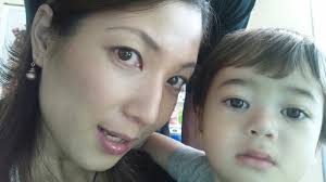 Hey Shams fam, I took some photos of some strangers with my disposable  camera and thought I should share them here. Hope you enjoy :) p.s I'm the  astronaut