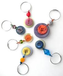 Boutons Buttons Porte Cles Button Crafts Diy Buttons Button Art