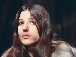 How a 27-year-old teacher was wooed with cheeky one-liners by bachelor