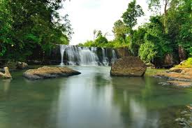 Tempat wisata di semarang dan sekitarnya yang kami rekomendasikan untuk anda adalah air terjun kali pancur. 25 Wisata Tasikmalaya Pas Dikunjungi Saat Libur Panjang Halaman All Kompas Com