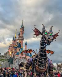 Discover 2 disney parks, 7 disney hotels, a golf course and disney village for even more magic and fun. Beep Beep Richie On Instagram Disney Disneyparis Eurodisney Disneylandparis Disneyland Atraction D Disney Photography Disney Paris Disneyland Paris