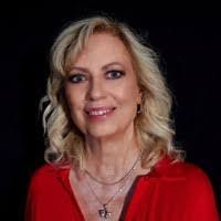 Karin Goss's Instagram, Twitter & Facebook