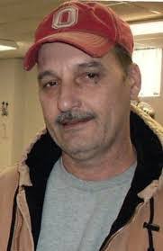 Robert Croy's Instagram, Twitter & Facebook