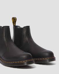 Also set sale alerts and shop exclusive offers only on shopstyle. 2976 Leder Chelsea Boots Dr Martens
