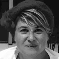 Kerrie Peck's Instagram, Twitter & Facebook