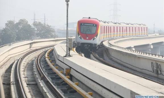Pakistan celebrates first metro line opening - Global Times