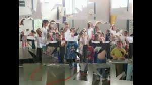 Find the perfect temps qui passe stock photos and editorial news pictures from getty images. Le Temps Qui Passe Tic Tac Youtube