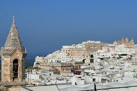 Filmati, foto, storia, tradizioni, monumenti, mare e altro ancora. Ostuni Known As The White City Is One Of Puglia S Top Travel Destinations