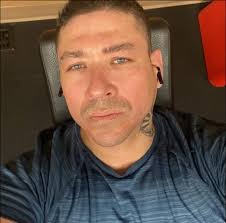 Hello, my name is Uus Tea. Thank you for accepting me into the group.