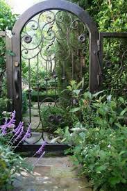 40 Gorgeous Creative Metal Garden Gates Ideas Http Homedecors Info 40 Gorgeous Creative Metal Garden Gates Ideas Iron Garden Gates Garden Gates Garden Doors