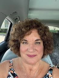 Barry Lovett's Instagram, Twitter & Facebook