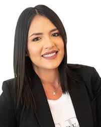 Maritza Leon's Instagram, Twitter & Facebook