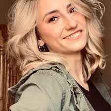 Congratulation to Lynn for her many years of service to us, kids and  community.