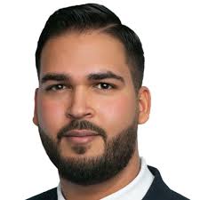 Ulises Gomez's Instagram, Twitter & Facebook