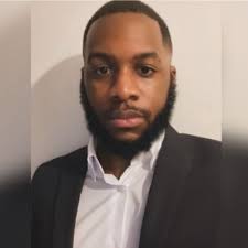 Really glad Andy Jassy sat down with LinkedIn CEO Ryan Roslansky to talk  about his career path. It's very relatable and there's so much good advice  and perspective throughout it. I highly