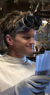Horrible still tries desperately to get penny's attention, but unfortunately she seems to be smitten with captain hammer. Dr Horrible S Sing Along Blog Act I Tv Episode 2008 Neil Patrick Harris As Billy Dr Horrible Imdb