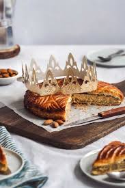 Recette Galette Des Rois A La Frangipane Creme Patissiere Aux Amandes Recette Galette Des Rois Frangipane Galette Des Rois Frangipane Creme Patissiere