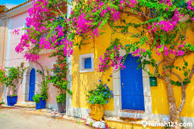 Model rumah sederhana tapi indah. 11 Inspirasi Desain Rumah Minimalis Modern Warna Warni Terlihat Cantik Dan Unik Rumah123 Com