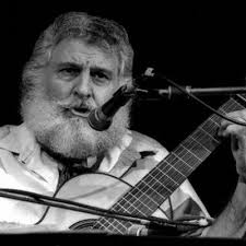Murió pato larralde, un referente del rock pesado y líder de los antiguos. Don Jose Larralde Joselarralde Twitter