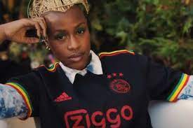 The story of ajax, bob marley and three little birds started in august 2008, when ajax played a friendly match against cardiff city. Fzxnpe1apy2jdm