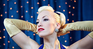 Sheila Starr's Instagram, Twitter & Facebook