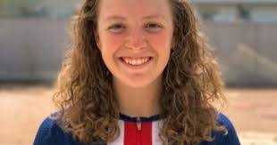 Olivia Cummins's Instagram, Twitter & Facebook