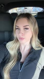 Brooke Wesson's Instagram, Twitter & Facebook