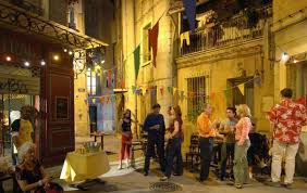 Plus belle la vie c'est votre série familiale quotidienne. Comment Visiter Les Studios De Plus Belle La Vie Guide Voyage